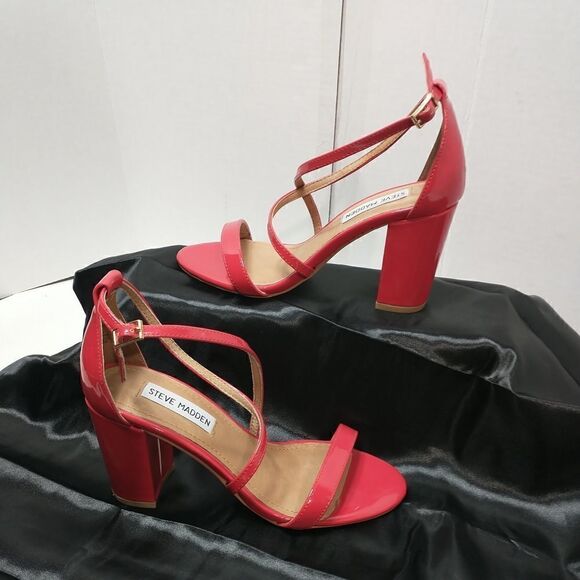 Steve Madden Red Patent Leather Diamonde Strappy Heels Size 7M - Picture 2 of 11